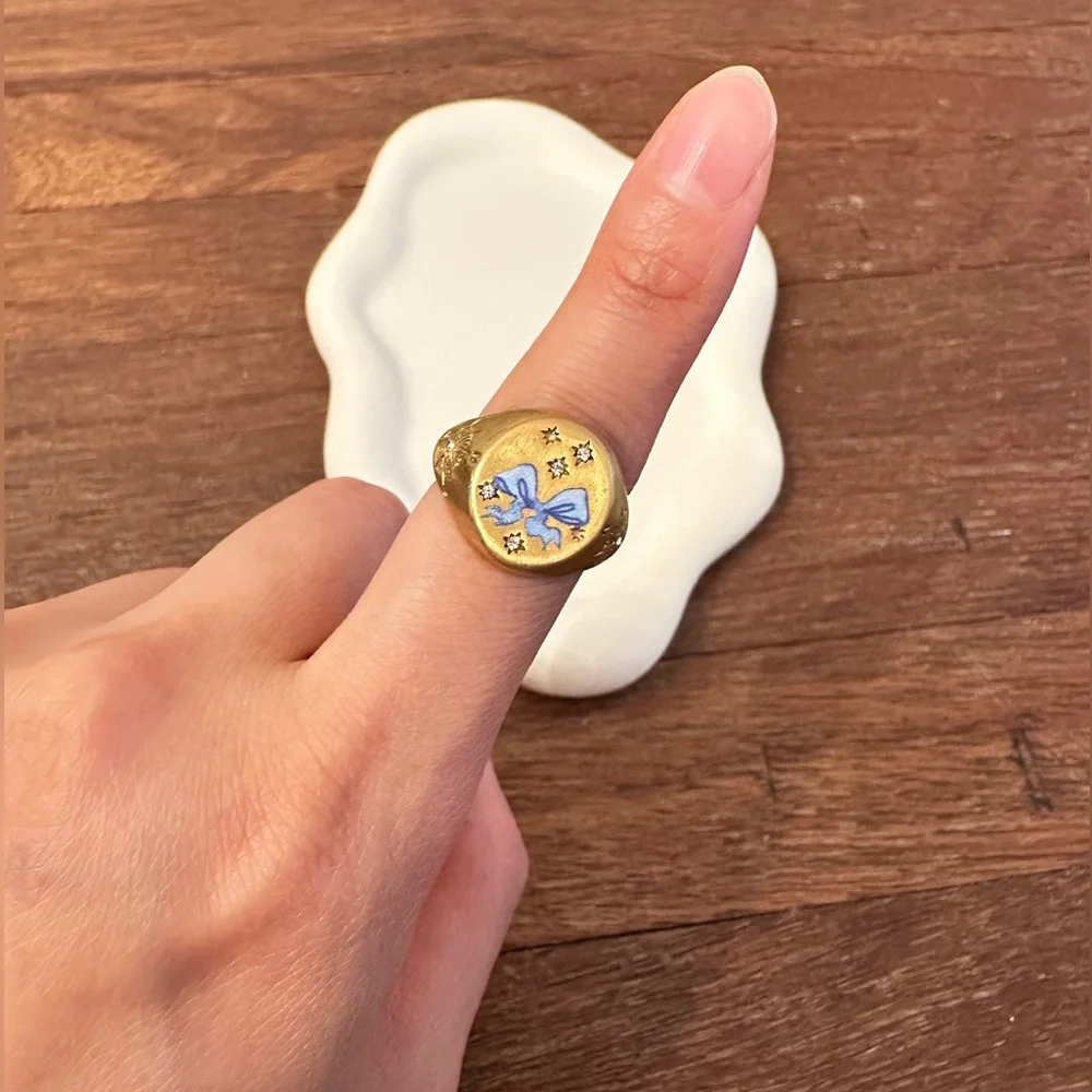 18K Gold Plated Stainless Steel Bow Signet Ring Blue Enamel Vintage Size 6.75-7